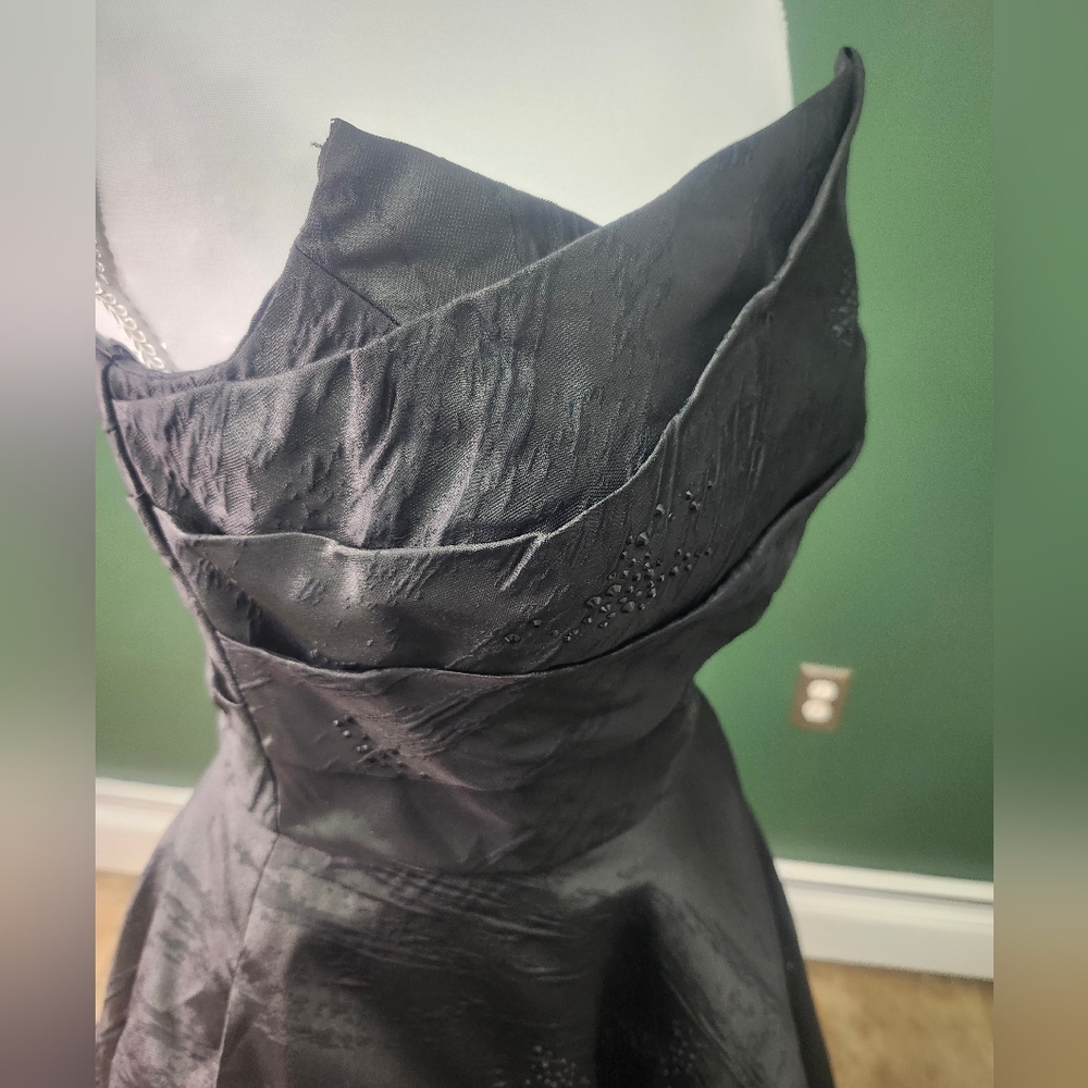 Alyce Paris Elegant Strapless Charcoal Dress - Picture 10 of 11